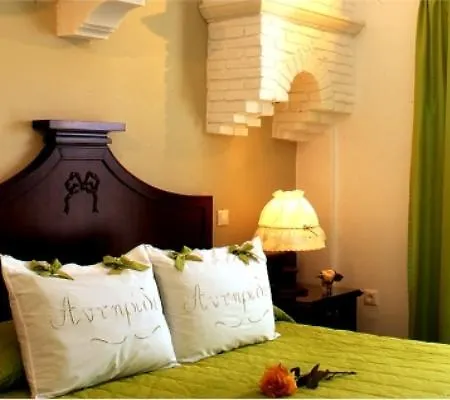 Antirides Hotel