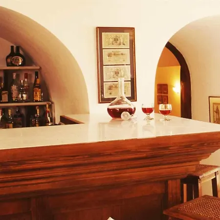 Antirides Hotel Naousa (Paros)